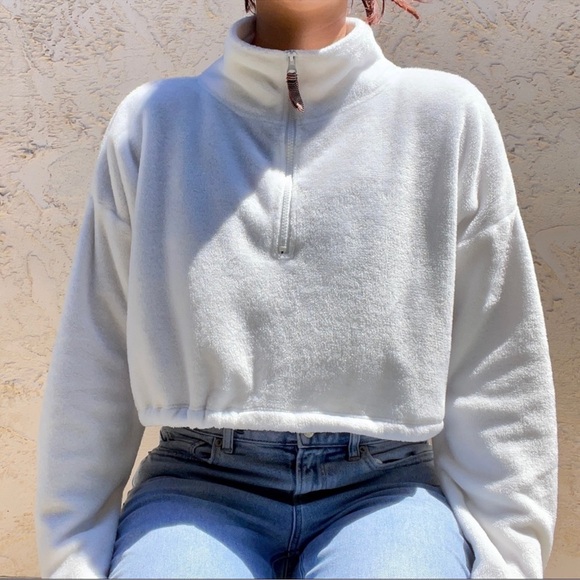 Urban Outfitters 1/4 Zip Pull Over - Picture 1 of 7